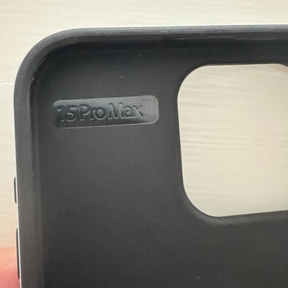 Brand new in package. Onetone iPhone 15 Pro Max MagSafe phone case. - Picture 5 of 5